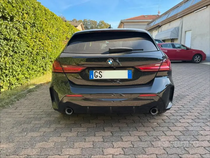 BMW 1 Series 2024 photo 4