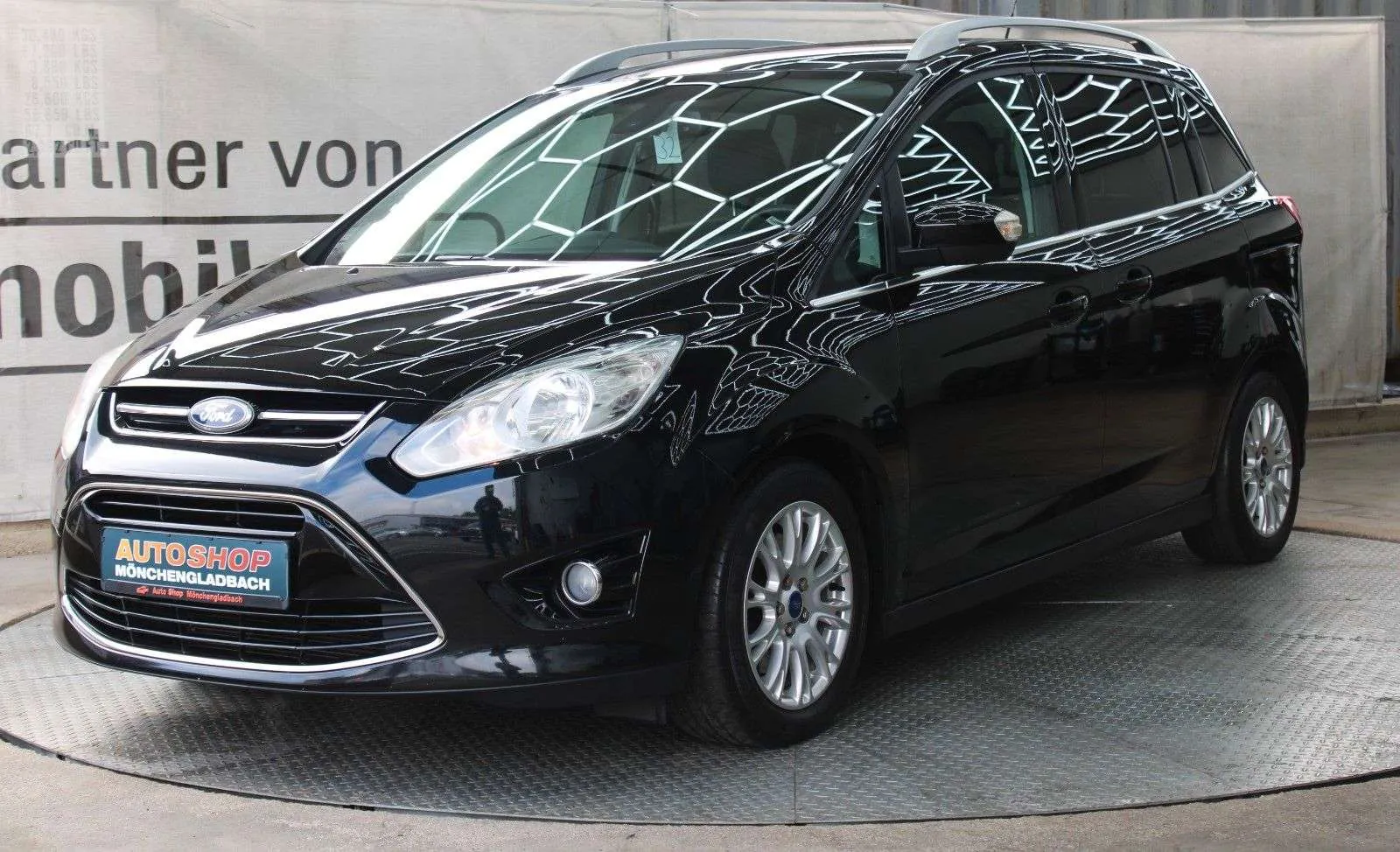Ford Grand C-Max 2011 photo 3