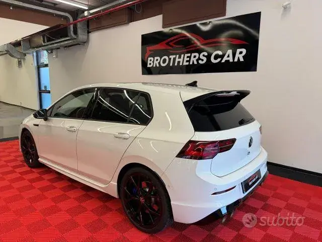 Volkswagen Golf R 2024 photo 4