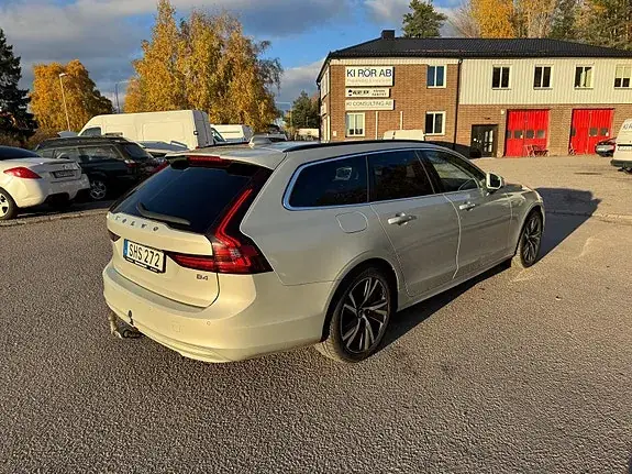 Volvo V90 2022 photo 5