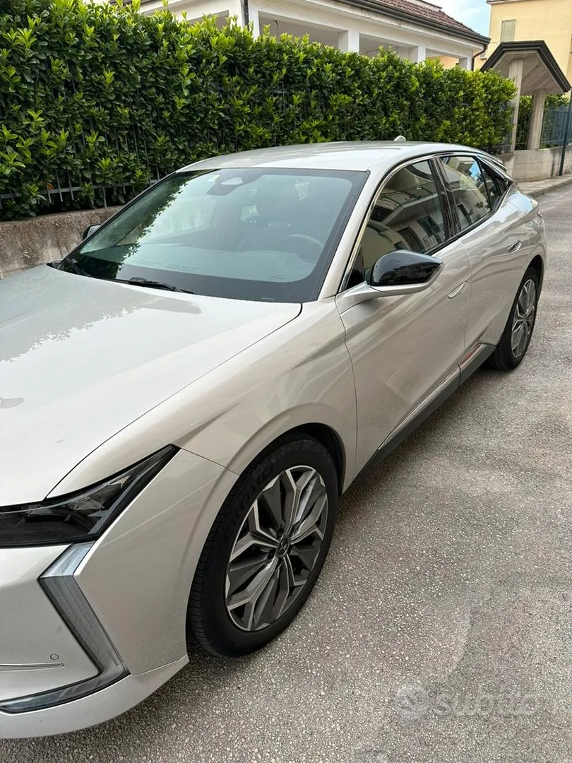 DS Automobiles Ds 4 2024 photo 3