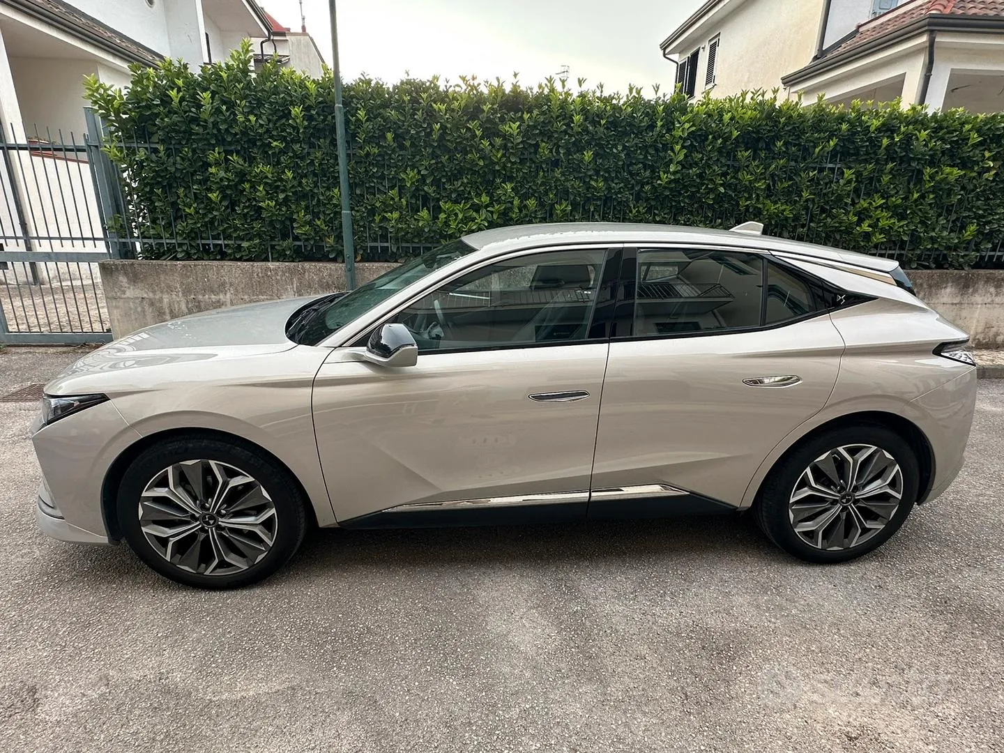 DS Automobiles Ds 4 2024 photo 2
