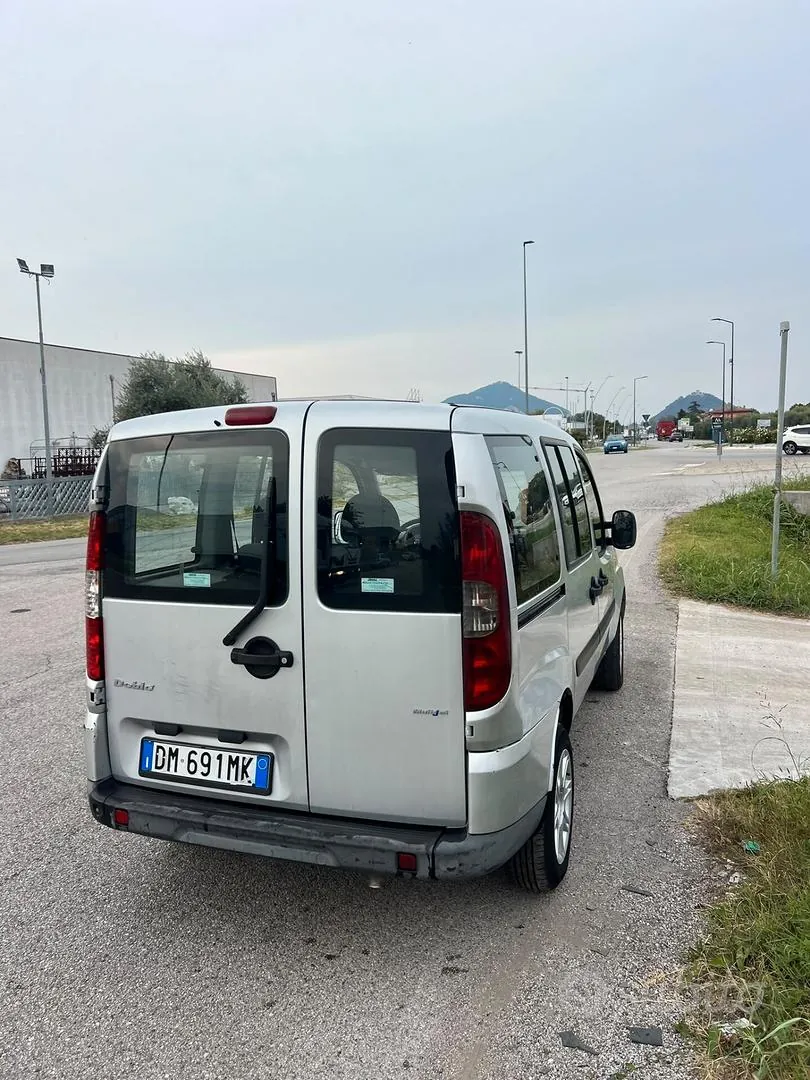 Fiat Doblo 2008 photo 4