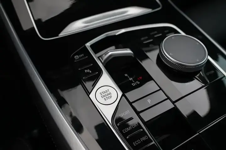 BMW X5 2025 photo 5