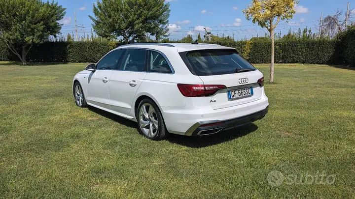 Audi A4 Avant 2021 photo 5