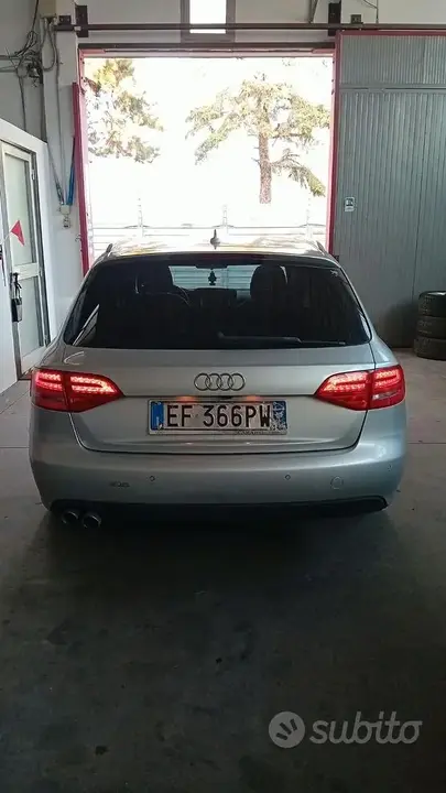 Audi A4 2009 photo 4