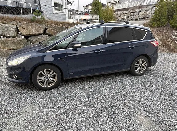 Ford S-Max 2017 photo 2