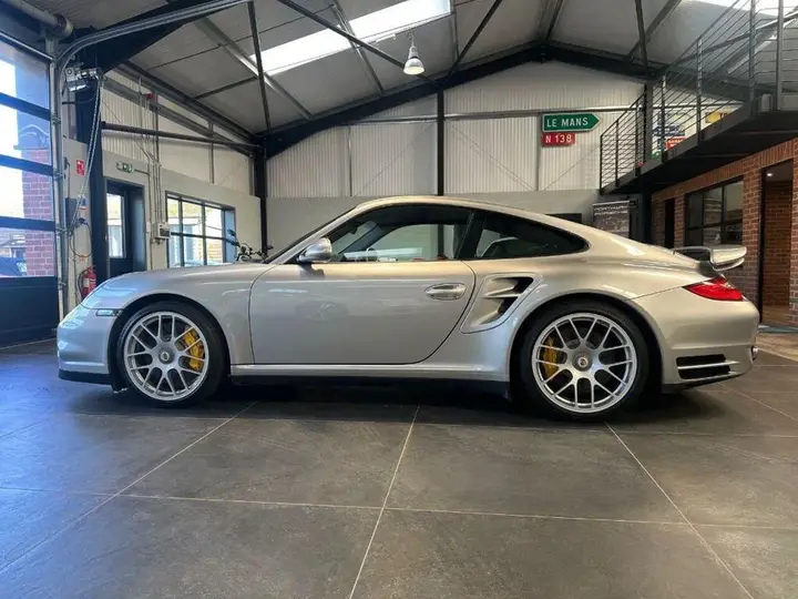 Porsche 911 2011 photo 4