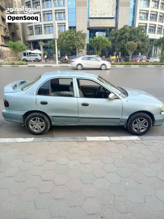 Hyundai Accent 1999 photo 3