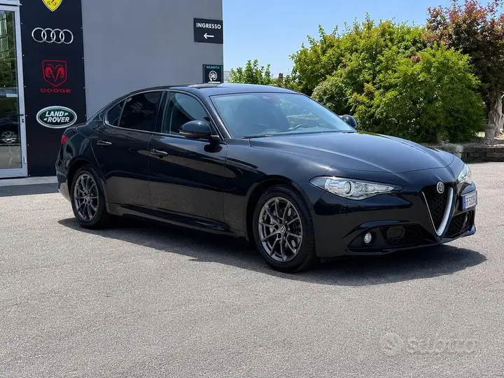 Alfa Romeo Giulia 2016 photo 3