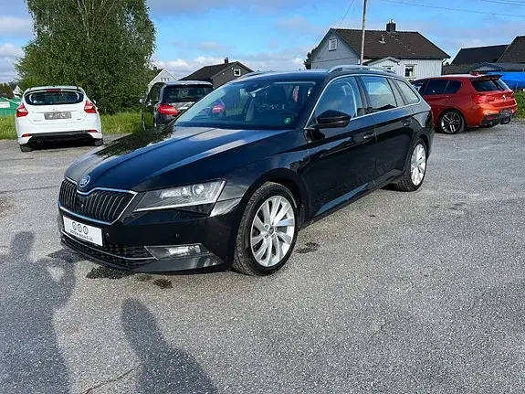 Skoda Superb 2017 photo 3