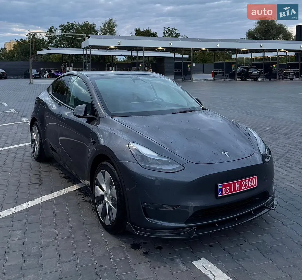 Tesla Model Y