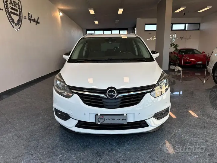 Opel Zafira 2019 photo 2