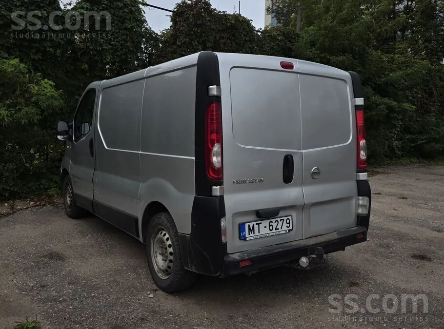 Nissan Primastar 2010 photo 2