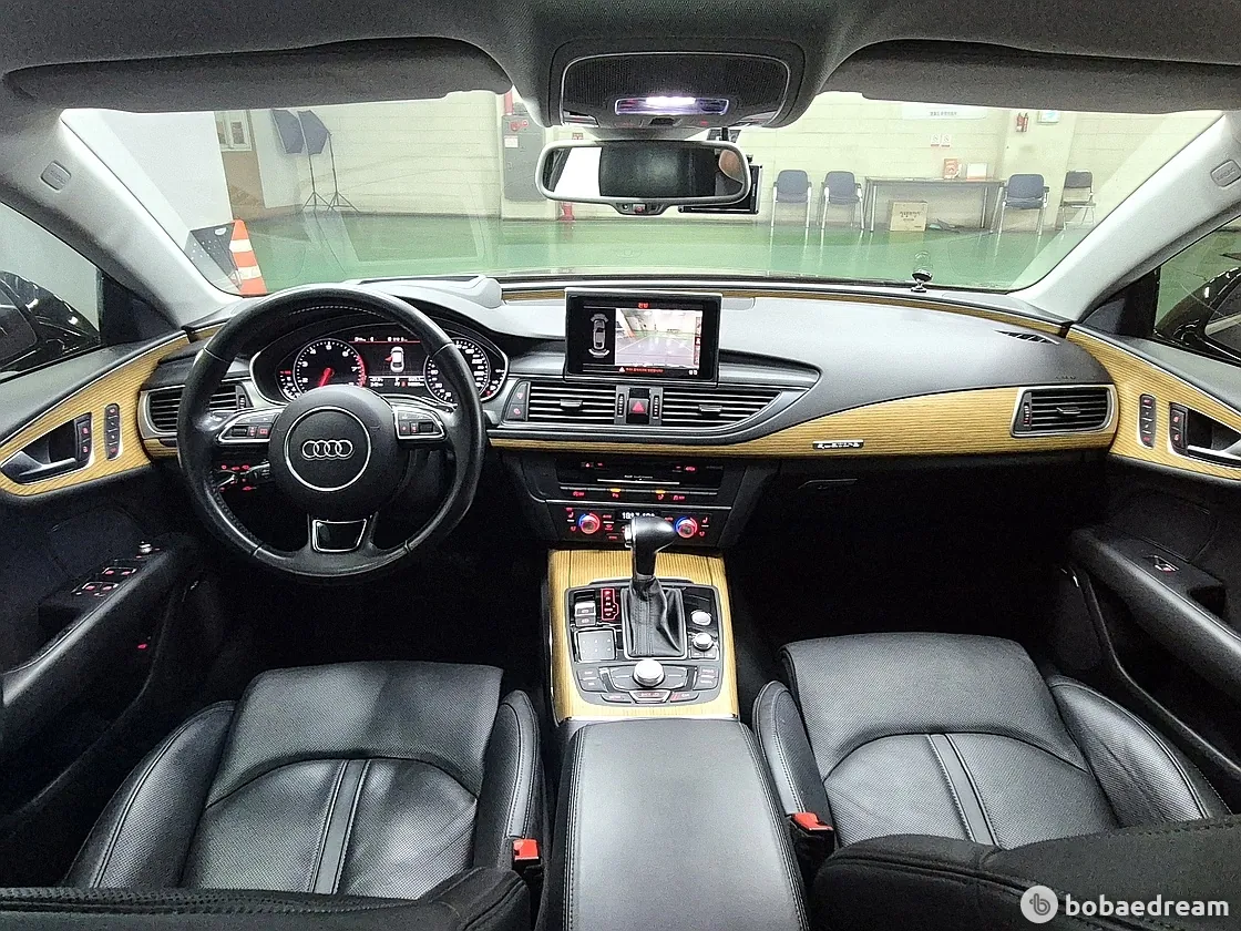 Audi A7 2014 photo 4