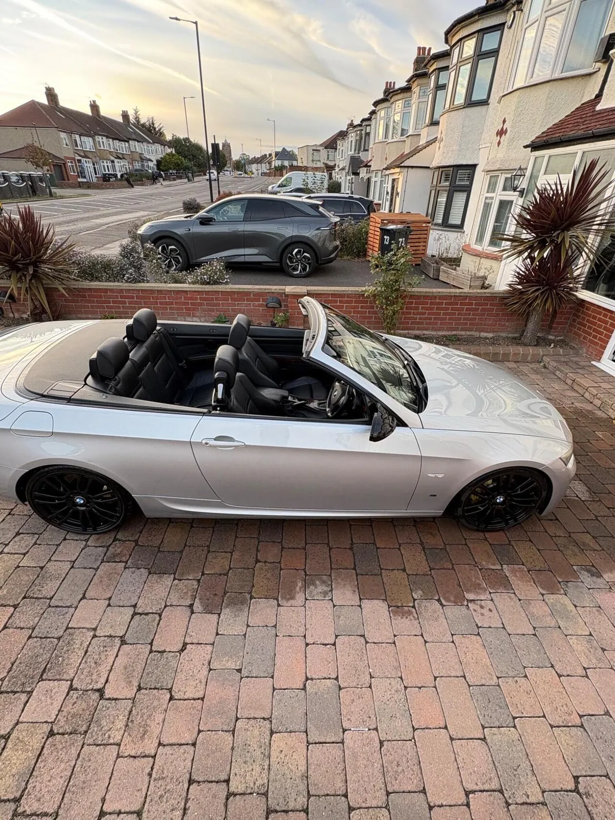 BMW 3 Series 2009 photo 5