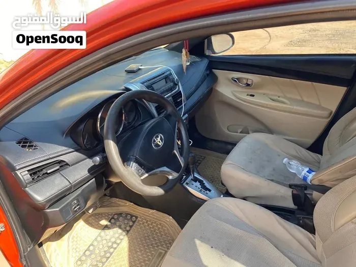 Toyota Yaris 2015 photo 3