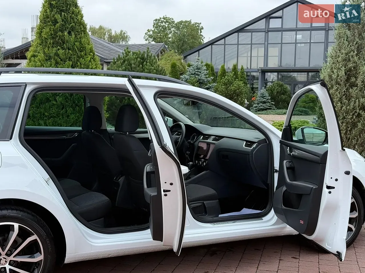 Skoda Octavia 2019 photo 3