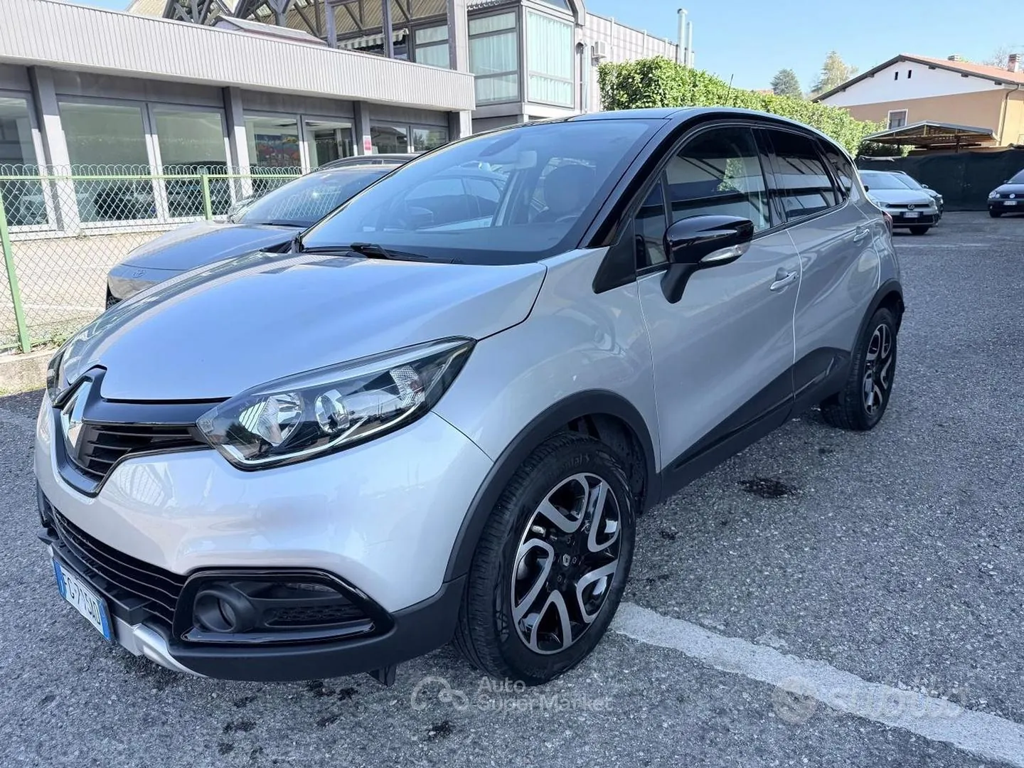 Renault Captur 2016 photo 2