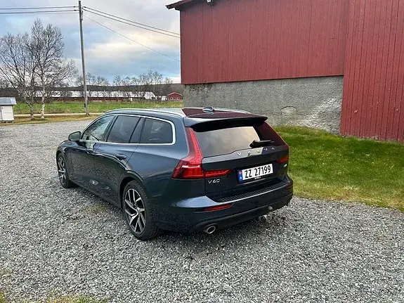 Volvo V60 2019 photo 3