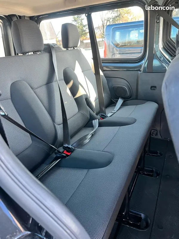 Renault Trafic 2022 photo 5