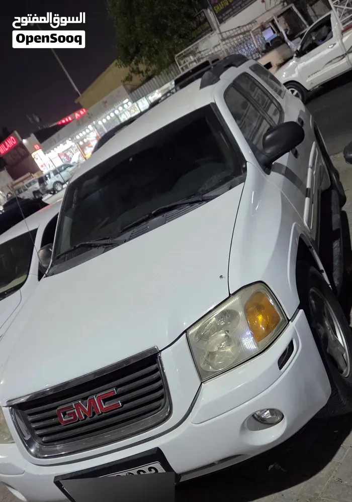 GMC Envoy 2006 photo 2