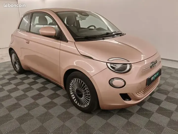 Fiat 500 2023 photo 3