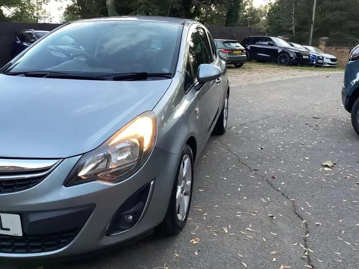 Vauxhall Corsa 2014 photo 3