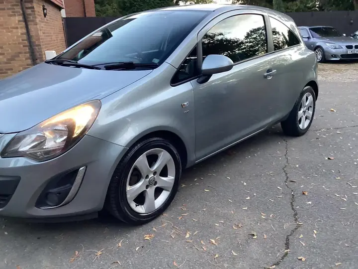 Vauxhall Corsa 2014 photo 4