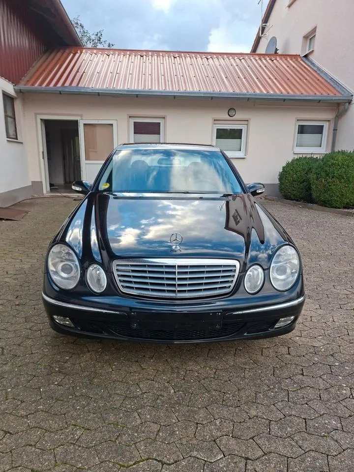 Mercedes-Benz E 220 Cdi