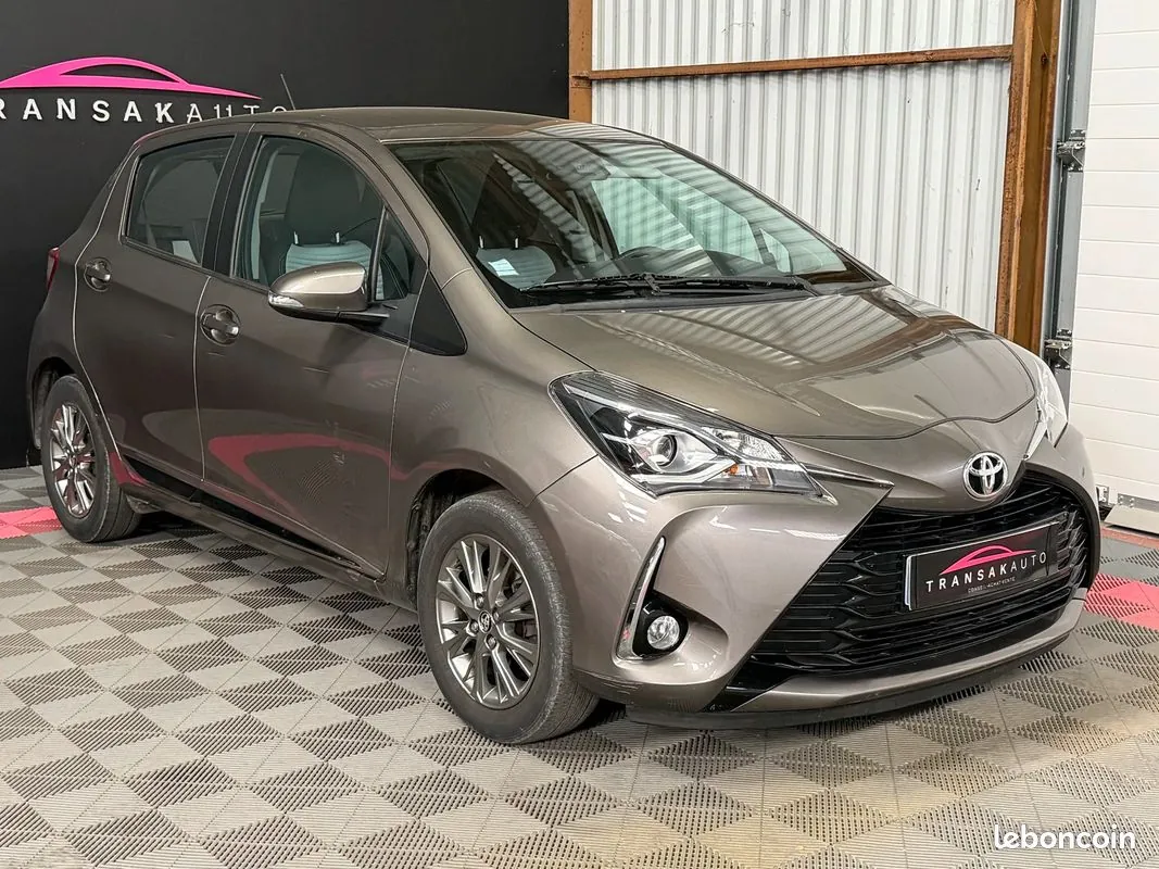 Toyota Yaris 2017 photo 3