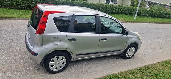 Nissan Note 2007 photo 3