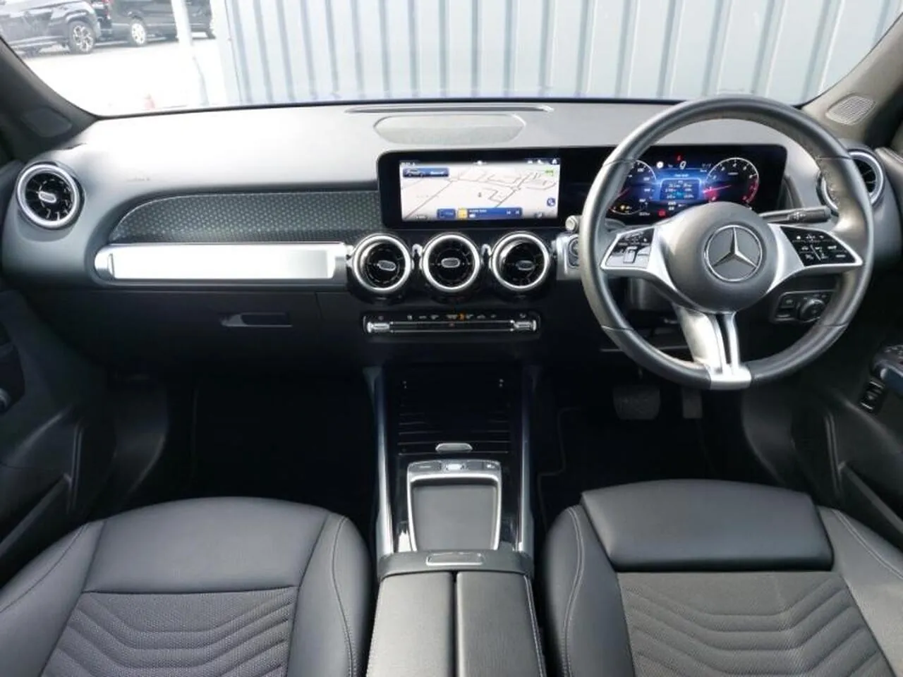 Mercedes-Benz Glb 2025 photo 3