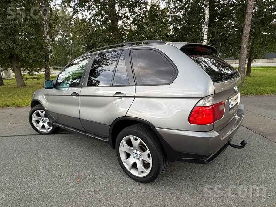 BMW X5 2005 photo 2
