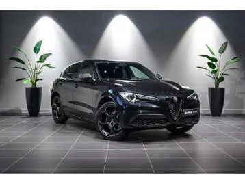 Alfa Romeo Stelvio 2023 photo 2
