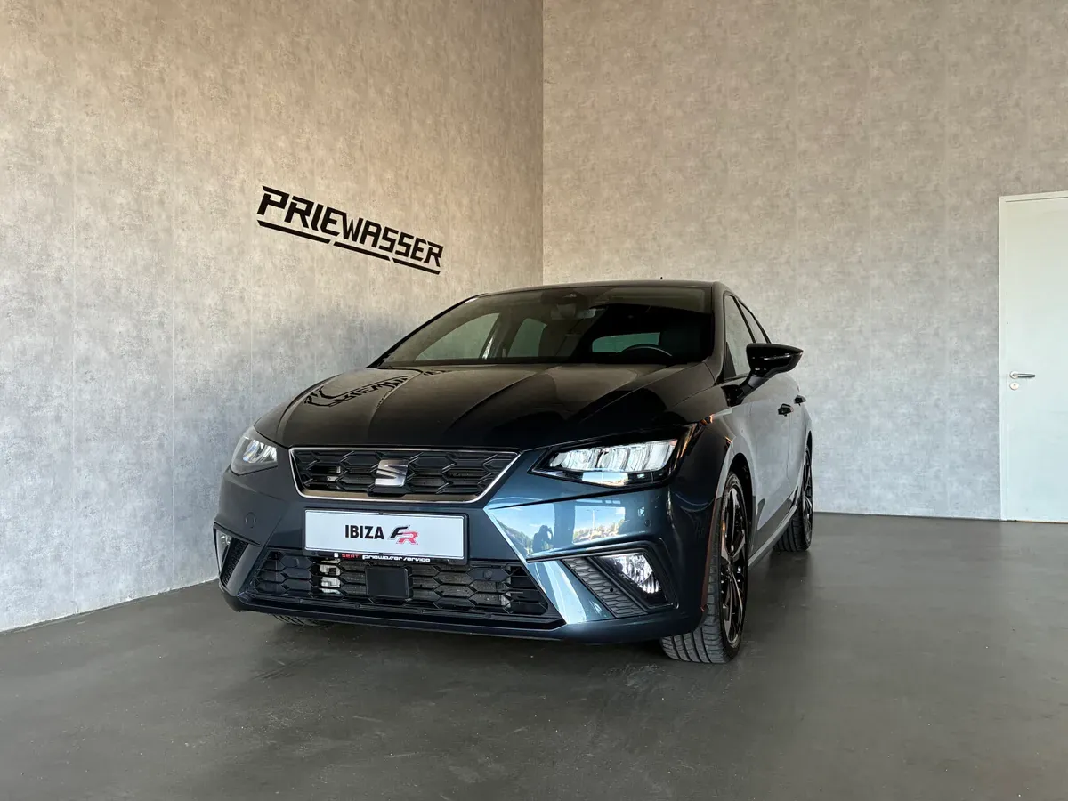 Seat Ibiza 2023 photo 2