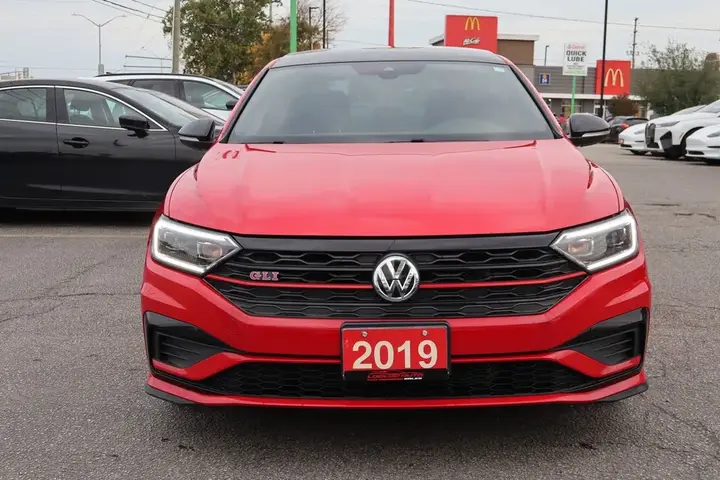 Volkswagen Jetta 2019 photo 2