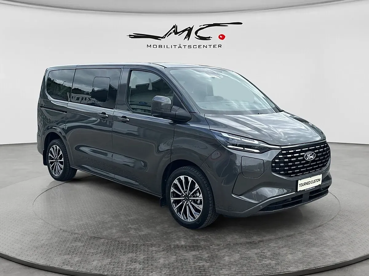 Ford Tourneo