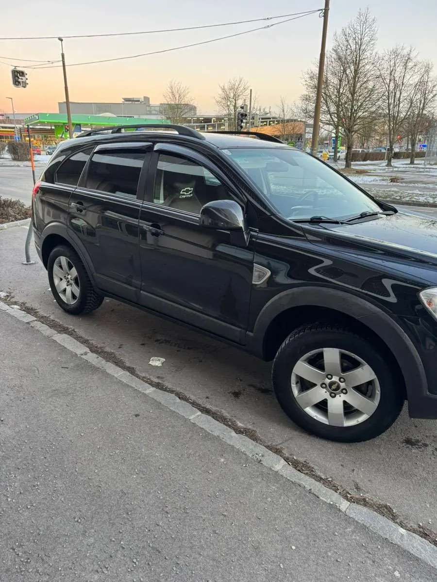 Chevrolet Captiva 2011 photo 2