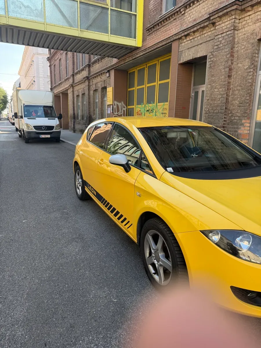 Seat Leon 2008 photo 3