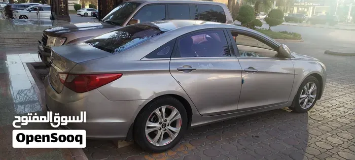 Hyundai Sonata 2011 photo 5