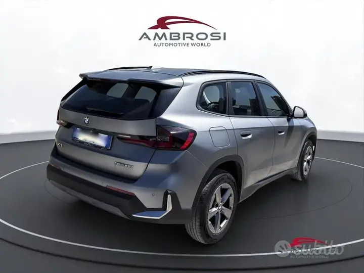 BMW X1 2023 photo 3