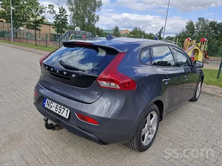 Volvo V40 2013 photo 4