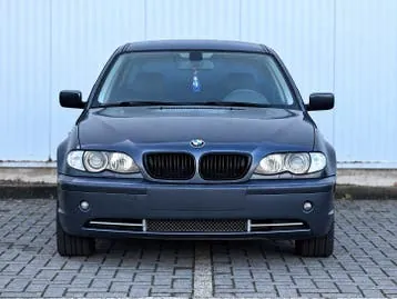 BMW 318I 2002 photo 3