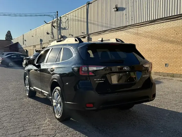 Subaru Outback 2023 photo 4