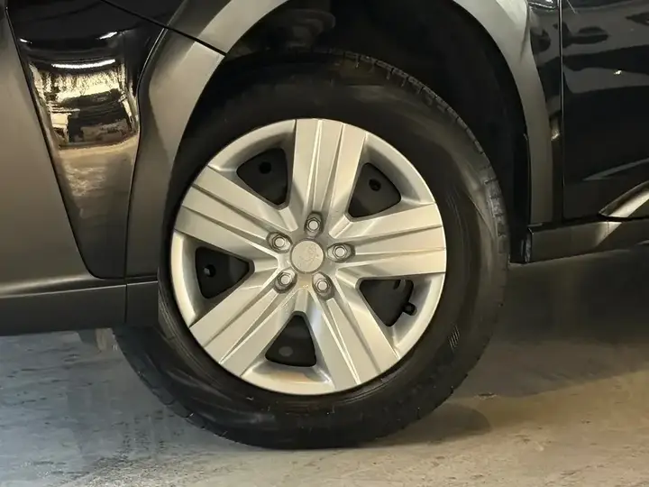 Subaru Outback 2023 photo 2