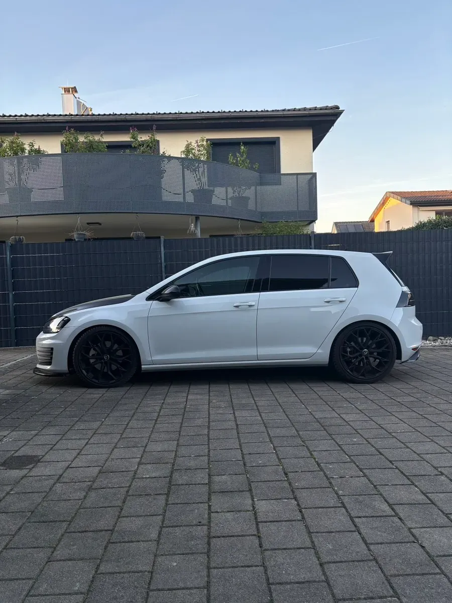 Volkswagen Golf Gti 2017 photo 3