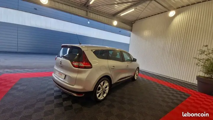 Renault Grand Scenic 2020 photo 5