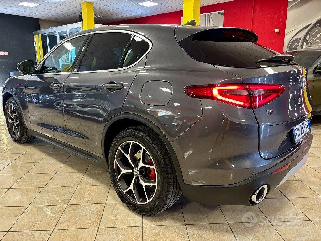 Alfa Romeo Stelvio 2018 photo 4