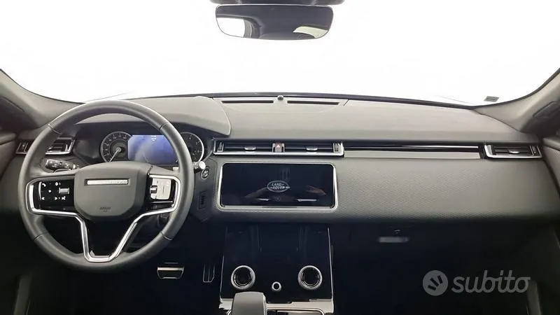 Land Rover Range Rover Velar 2022 photo 4
